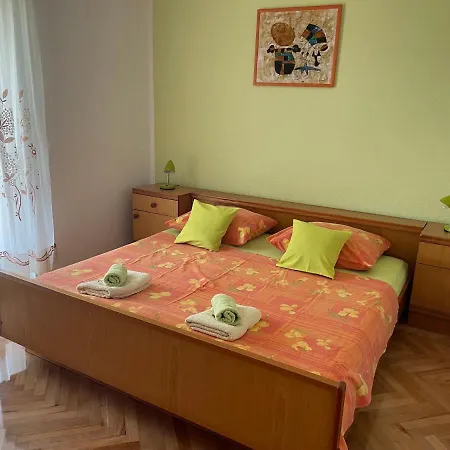Rosello With Private Parking Place 50m From The Apartment Novigrad (Istria)